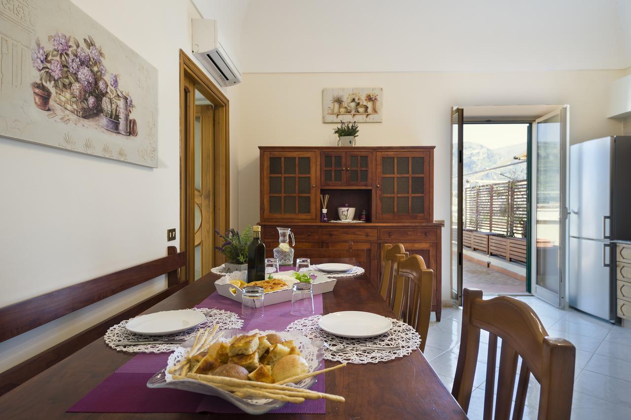 فيلا Casa Lina Sant'Angelo  المظهر الخارجي الصورة